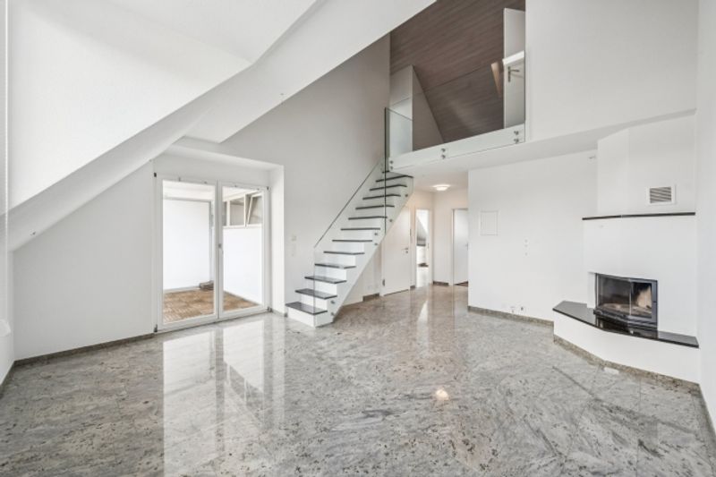 Wohnen im «Gundeli» - Stilvolle Maisonette mit 2 Terrassen - 1