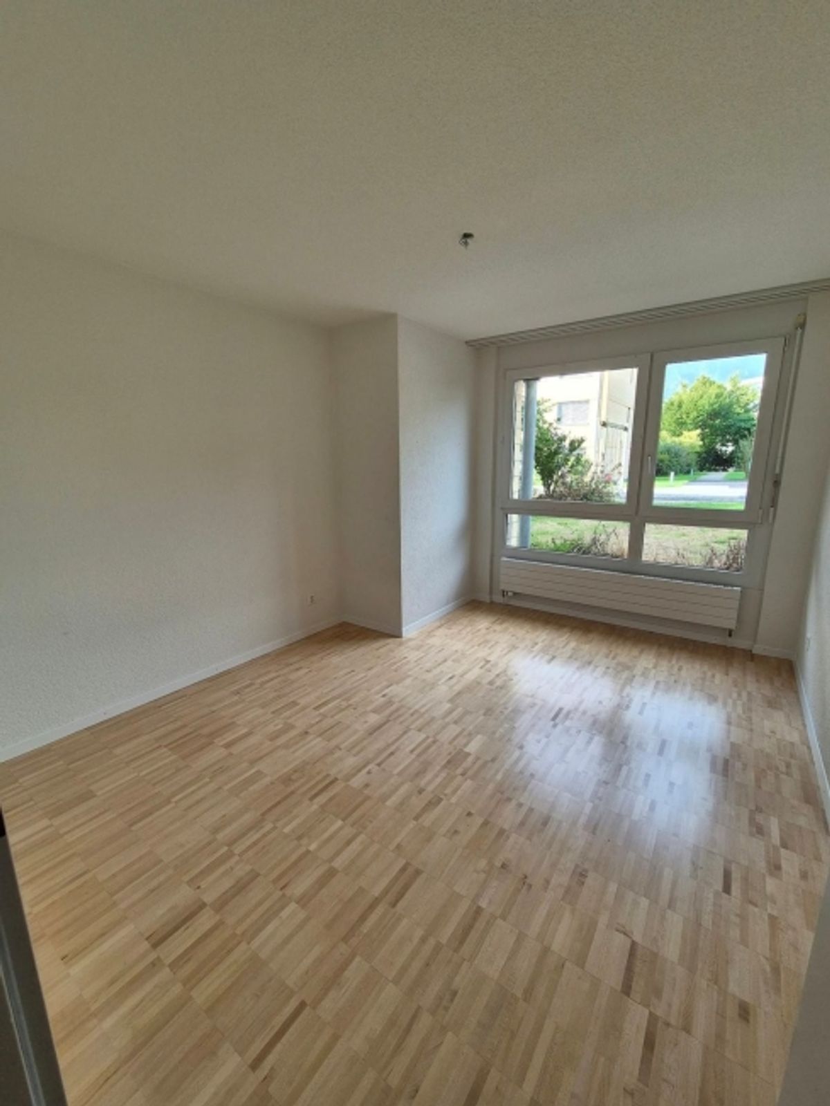 Moderne 4.5 Zimmerwohnung mit grosszügiger Terrasse - 9