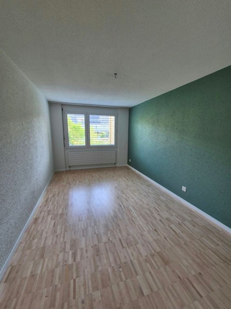 Moderne 4.5 Zimmerwohnung mit grosszügiger Terrasse - 11