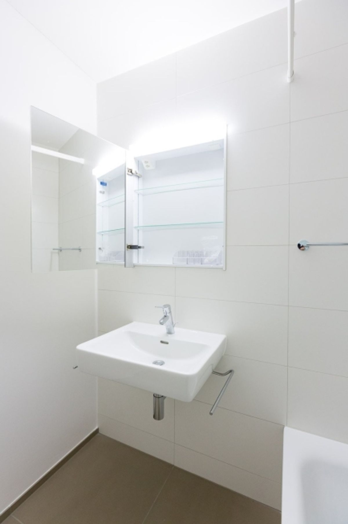 Moderne 3,5-Zimmer-Wohnung mit Balkon – Ihr neues Zuhause - 8
