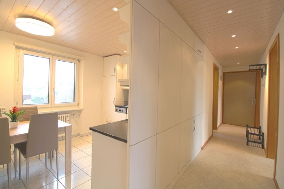 Furnished room in modernised apartment in a top location - 4