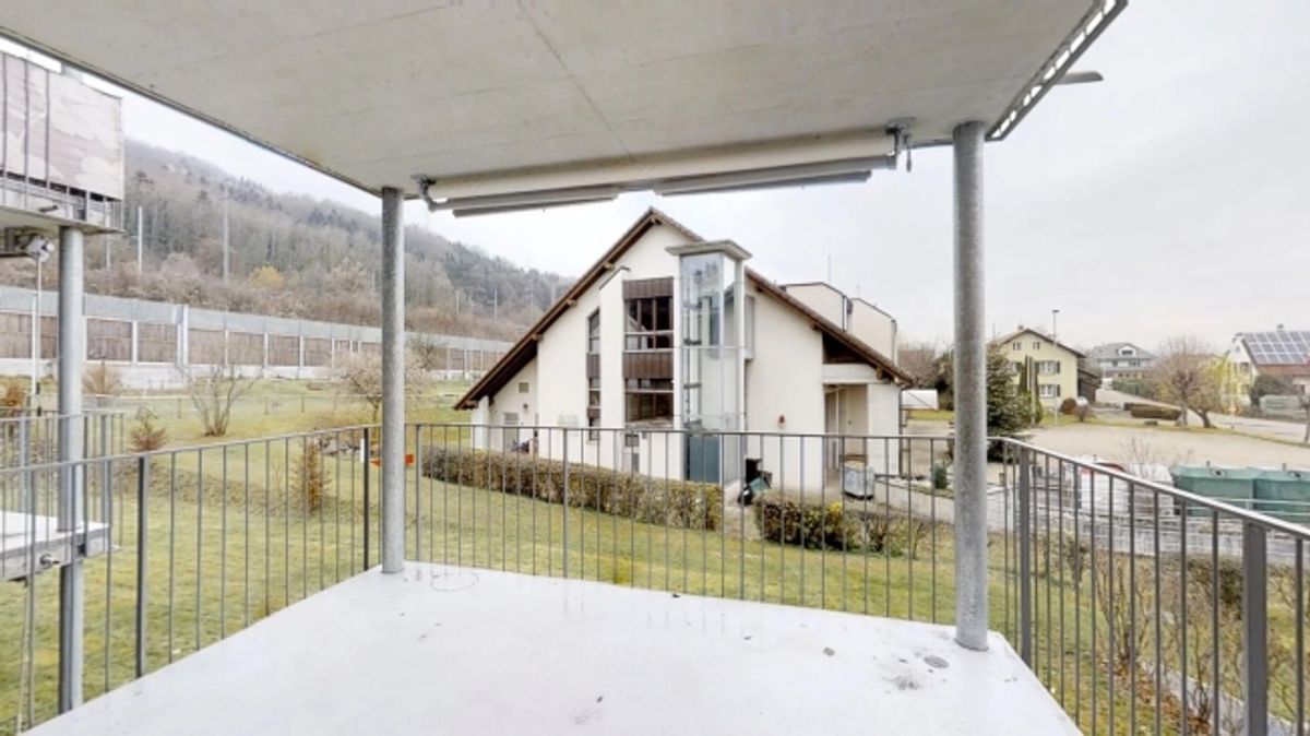 3.5-Zimmer, 94 m2, CHF 1'890.-- - 9