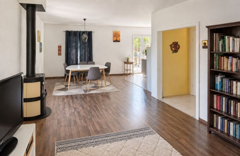 Maison familiale avec jardin, à une minute à pied de l'école - 2