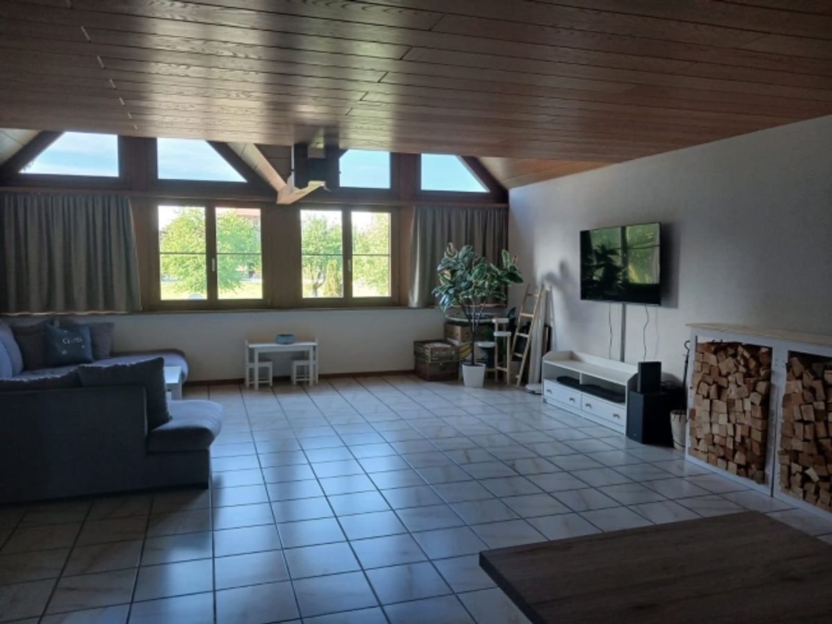 Helle und grosszügige 5.5 Zimmerwohnung - 9