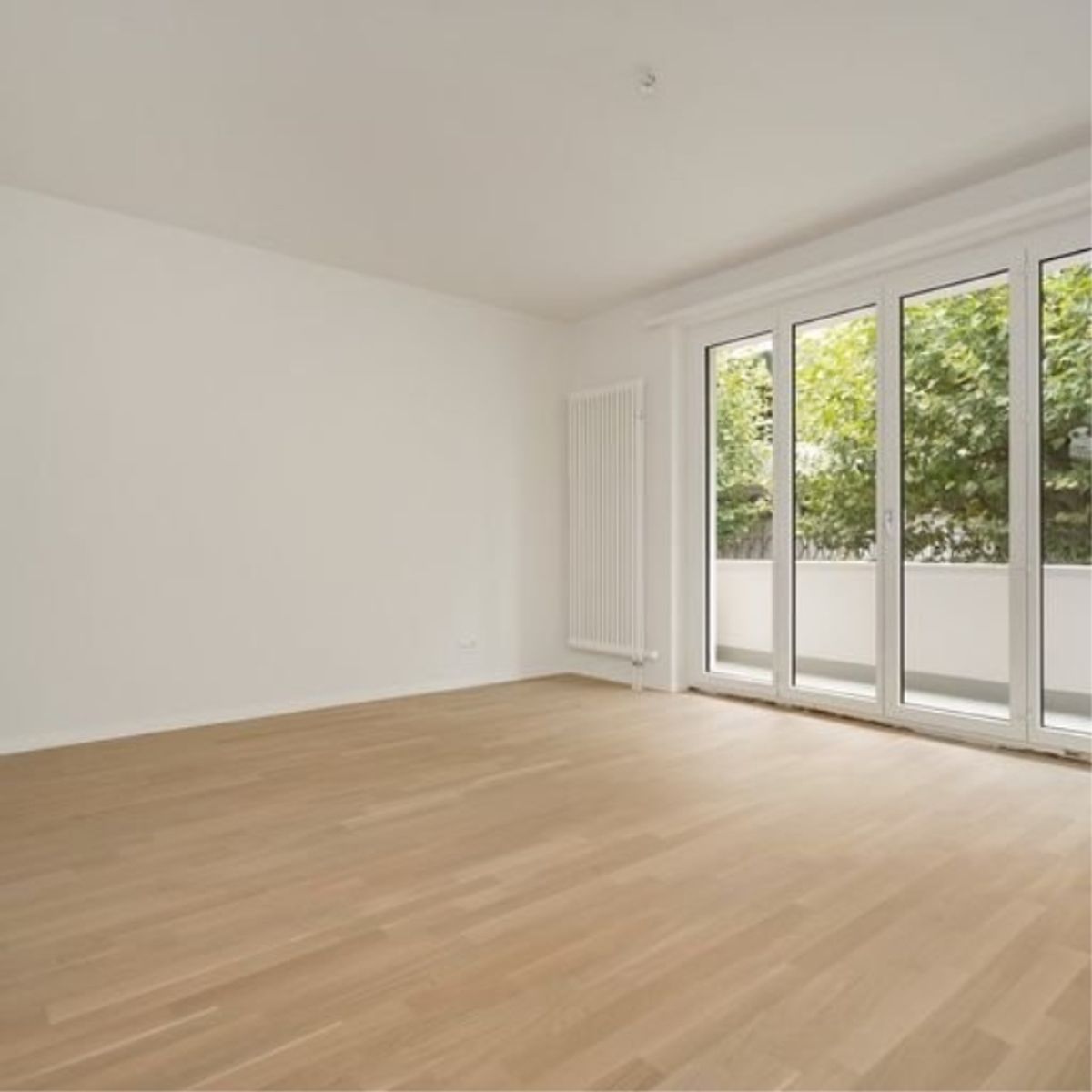 Sanierte 4.5-ZW mit Balkon und Terrasse im Zentrum von Biel - 3