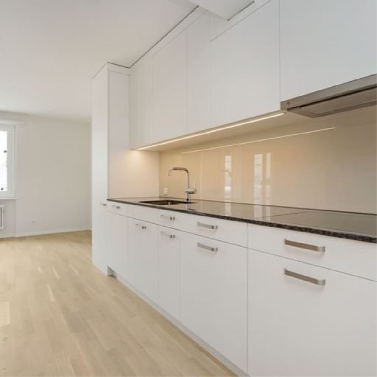 Sanierte 4.5-ZW mit Balkon und Terrasse im Zentrum von Biel - 5