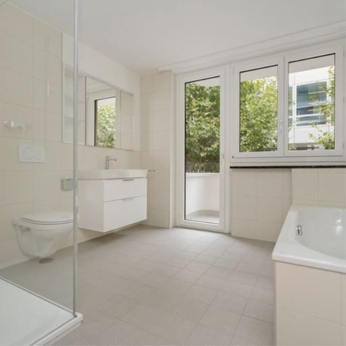 Sanierte 4.5-ZW mit Balkon und Terrasse im Zentrum von Biel - 8