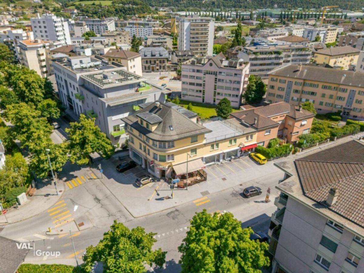 Local commercial polyvalent, bureaux, lumière, visibilité - 9
