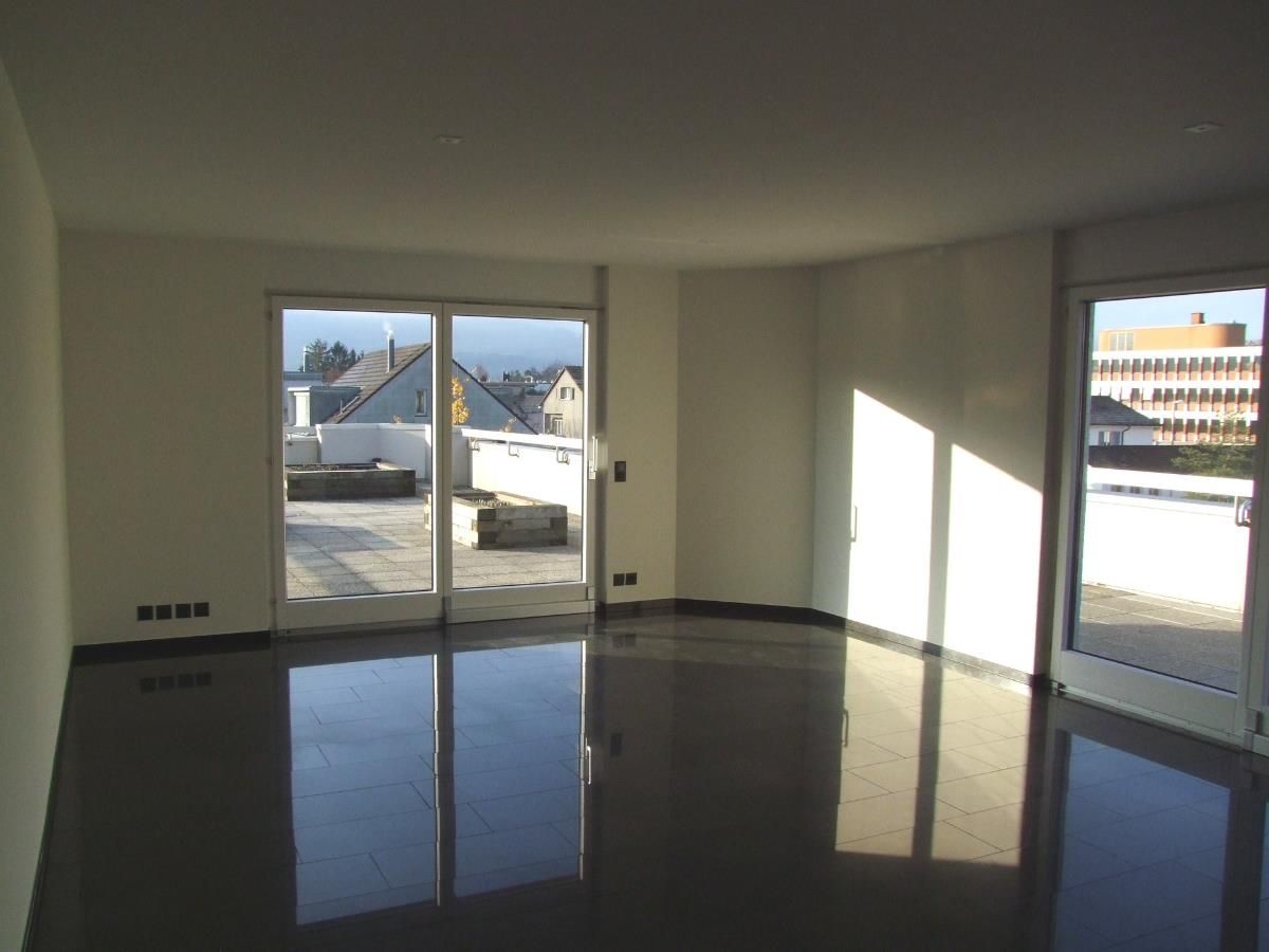 4.5 Zimmer Wohnung - 6