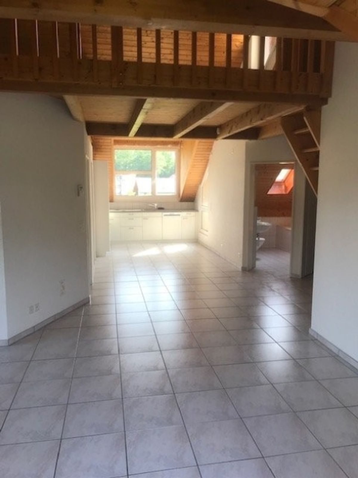Gemütliche 4.5 Zimmer-Galeriewohnung in Lützelflüh - 4