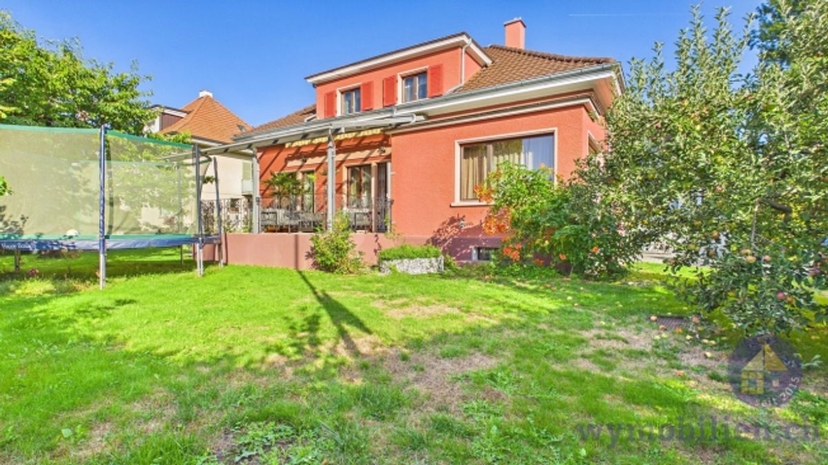 Grosszügiges 7.5-Zimmer-Einfamilienhaus in Burgdorf zu verkaufen - 1