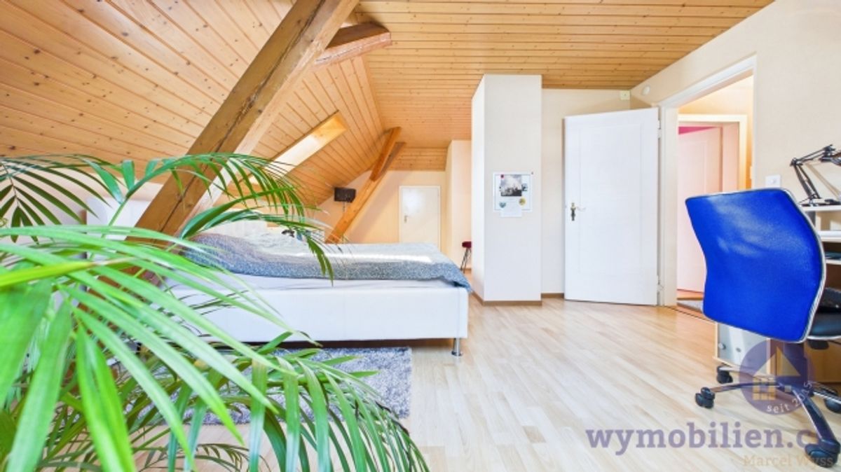 Grosszügiges 7.5-Zimmer-Einfamilienhaus in Burgdorf zu verkaufen - 7