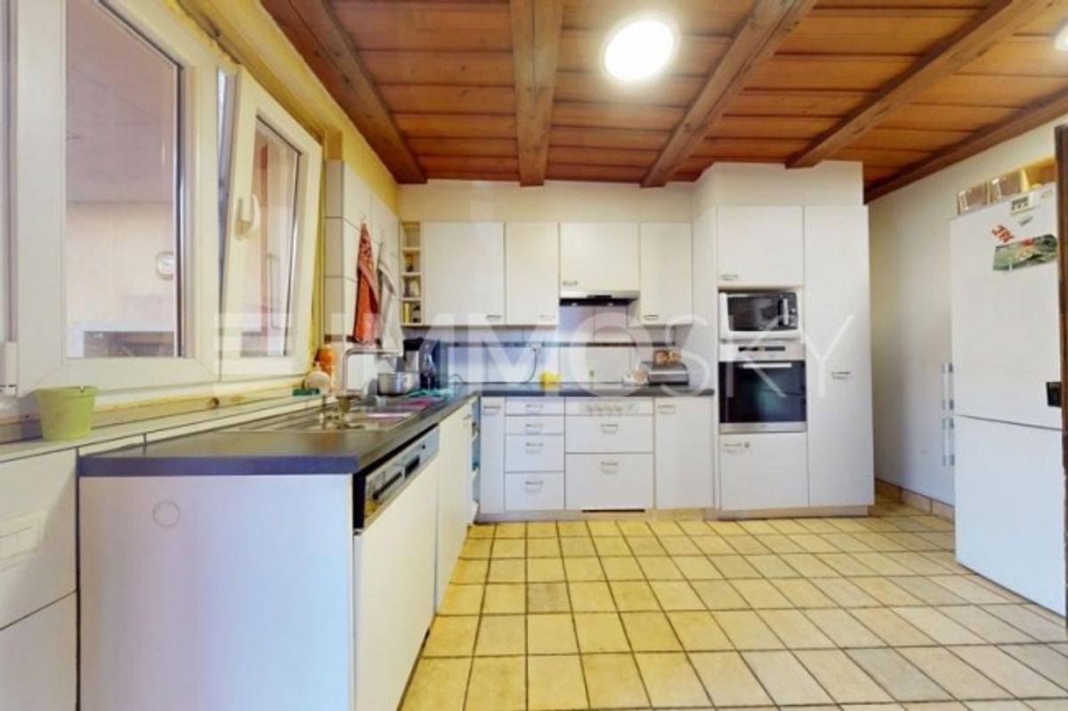 RESERVIERT – Bauernhaus zur Renovierung mit außergewöhnlichen Mengen - 3