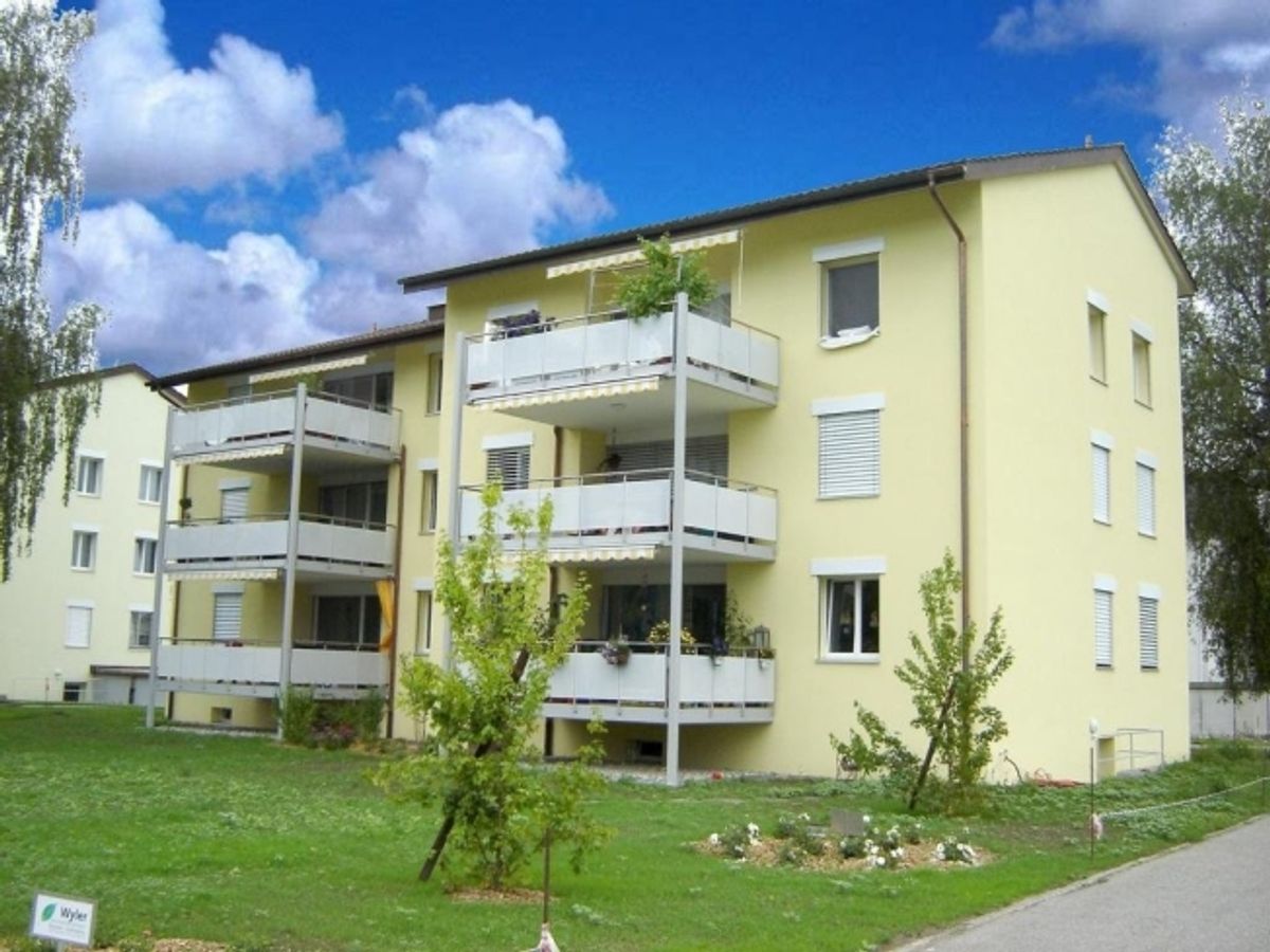 Tolle 4.5-Zimmerwohng im 2. OG rechts - 0