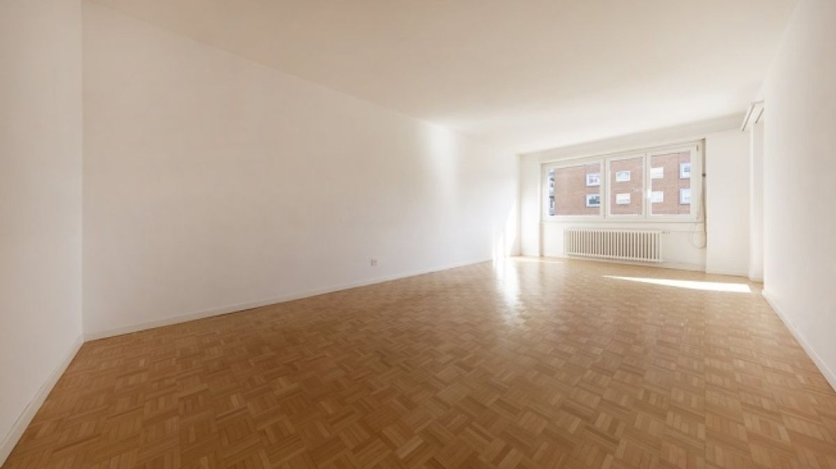 ZENTRALE 4 ZIMMER-WOHNUNG IN OLTEN - 2