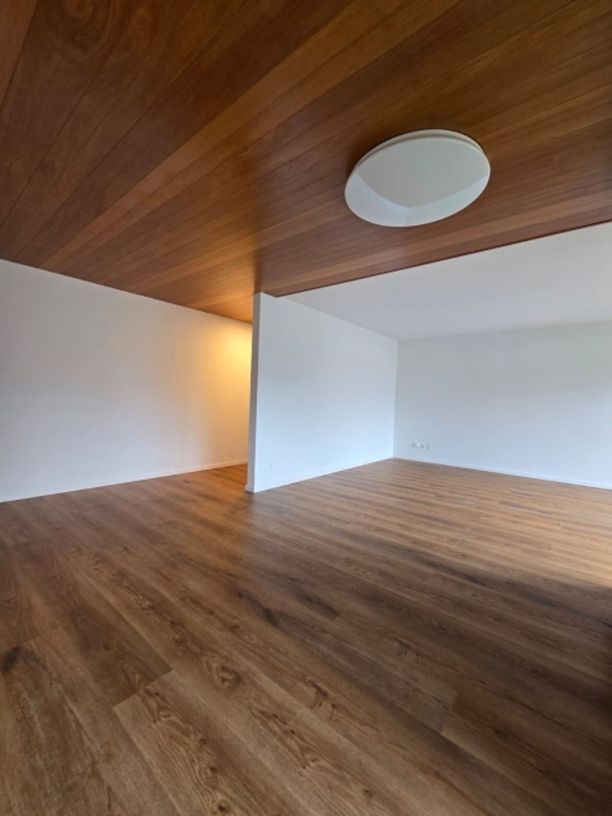 Grosszügige 4.5-Zimmer-Wohnung mit Balkon und Bergblick in Thun - 9