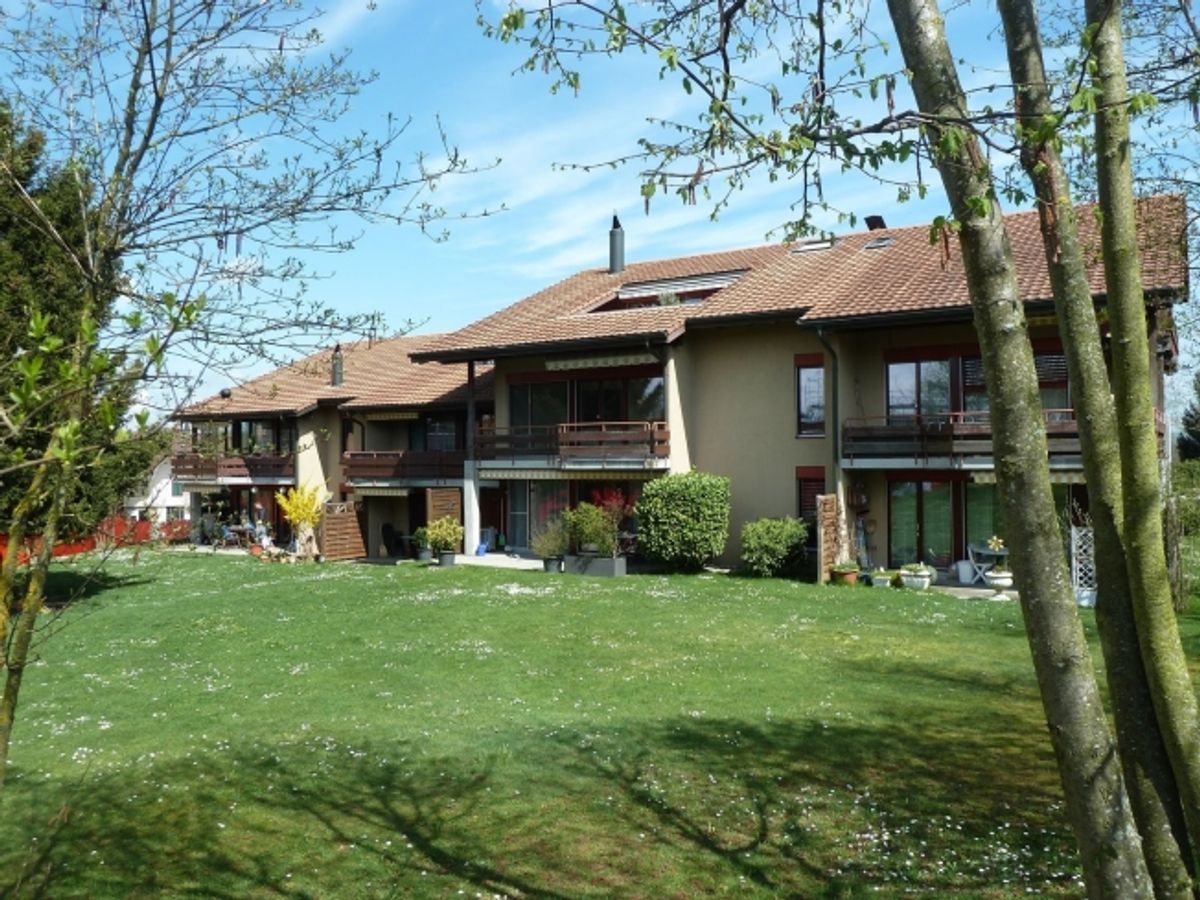 Schöne 4½-Zimmer-Wohnung an ruhiger und grüner Wohnlage - 0