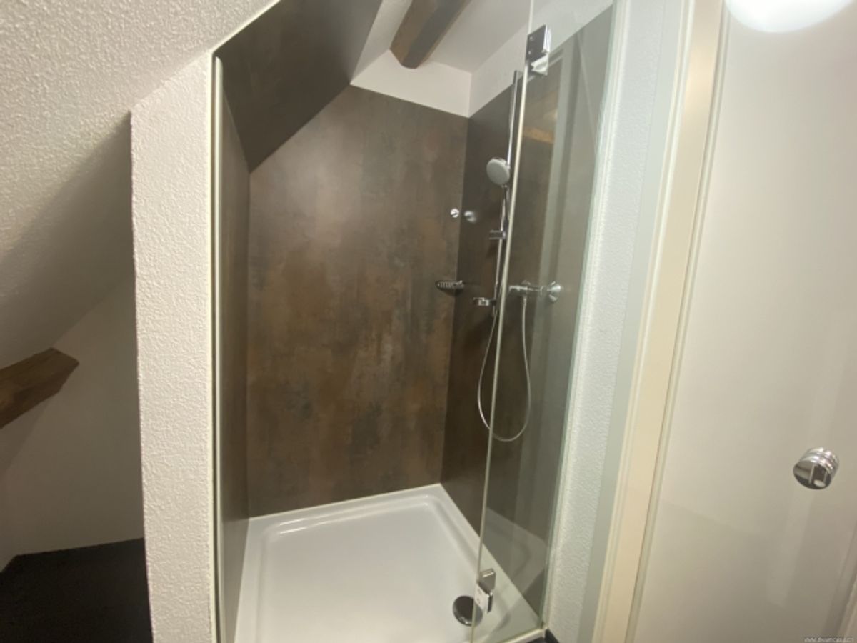 Charmantes Wohnen mit eigenem Balkon in der Altstadt Nähe Schiffsanlegestelle - 6