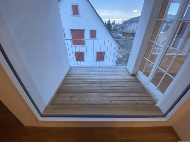 Charmantes Wohnen mit eigenem Balkon in der Altstadt Nähe Schiffsanlegestelle - 10
