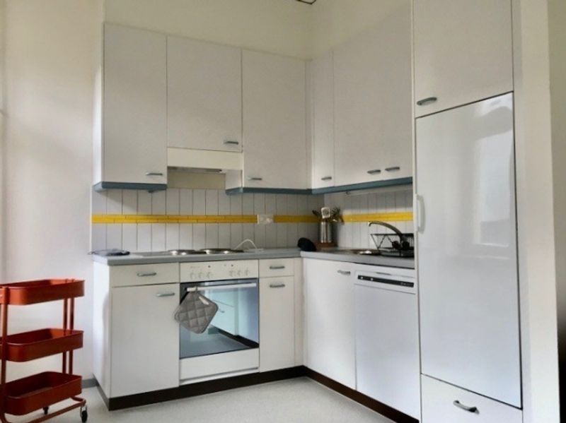 Furnished room in modernised apartment in a top location - 6