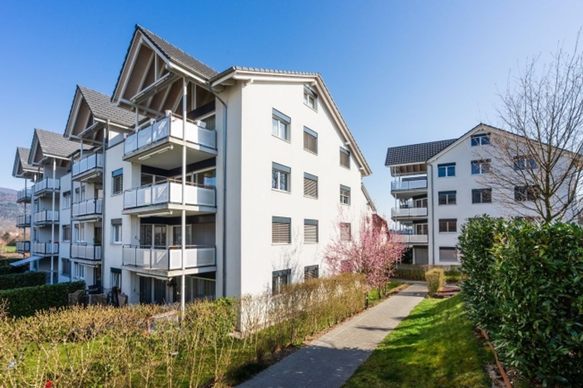 Moderne 3.5- Zimmerwohnung (mit Lift) - 0