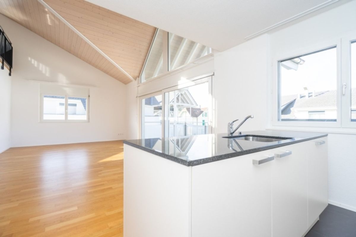 Moderne 3.5- Zimmerwohnung (mit Lift) - 2