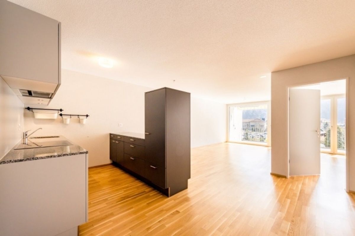 Attraktive 2.5-Zimmerwohnung in Unterseen - 0