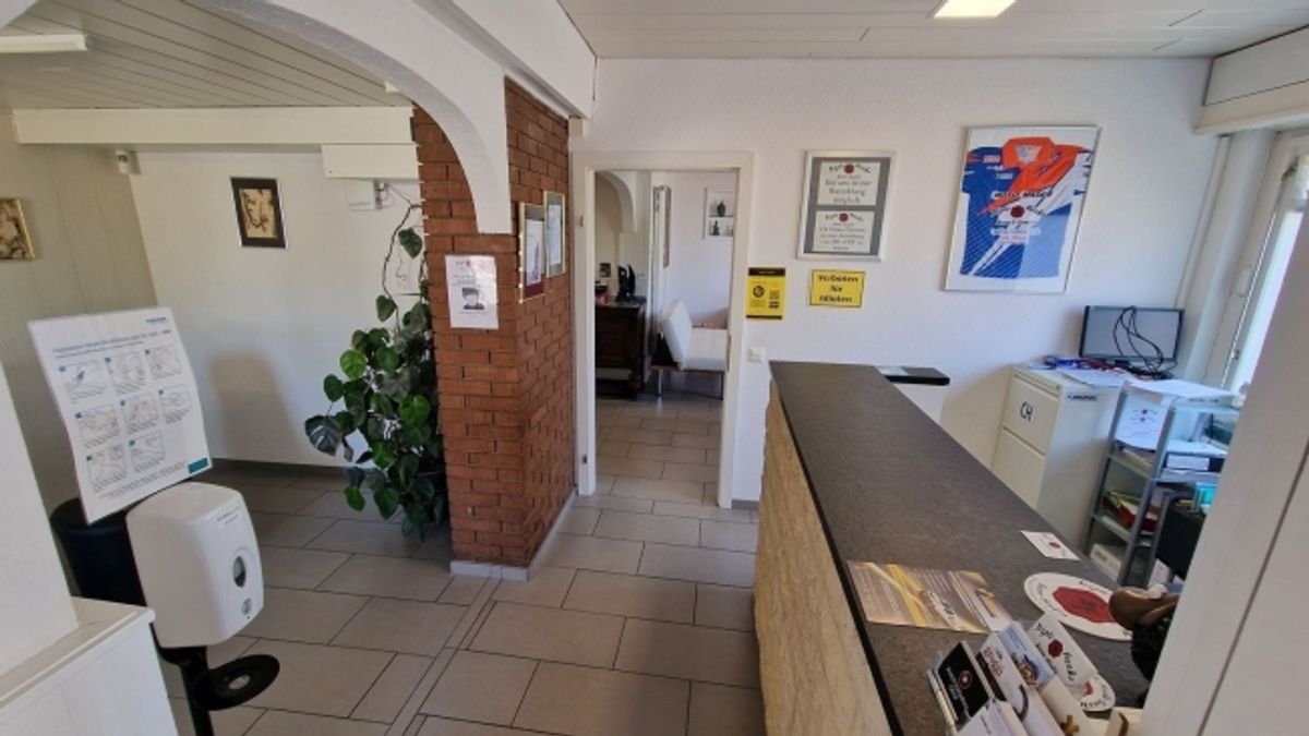 Gewerberäumlichkeiten à 256 m² im EG - 1