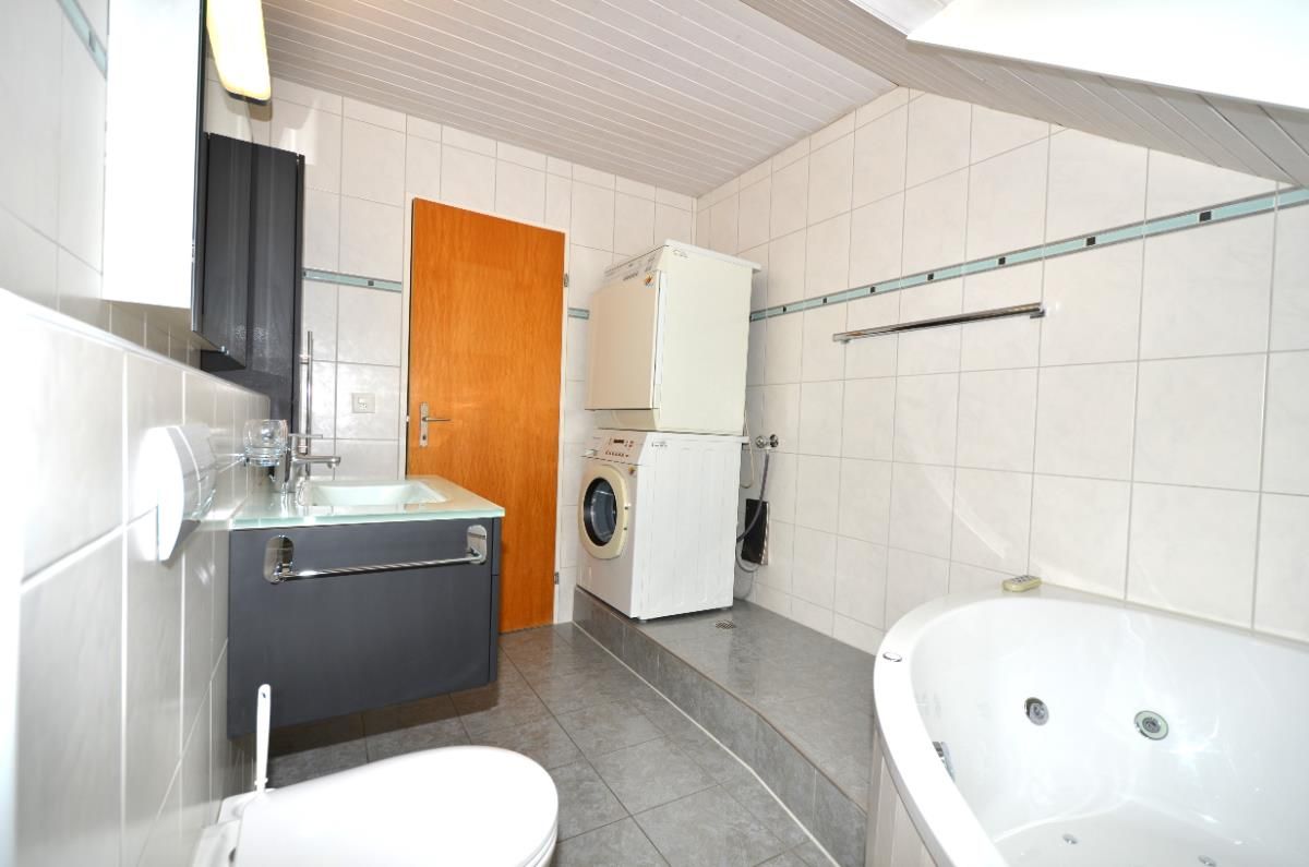 4.5 Zimmer Dachwohnung - 1