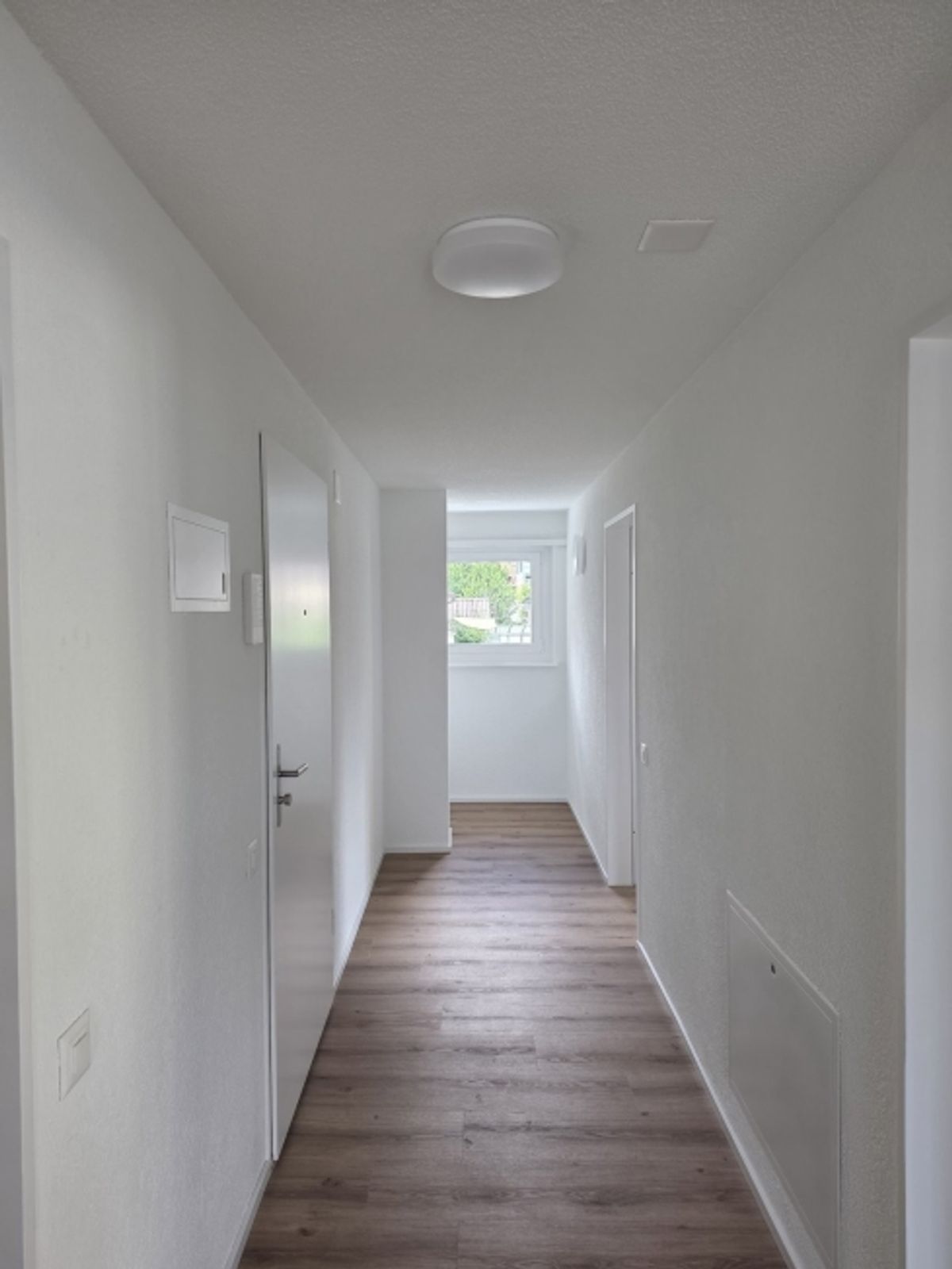 Erstvermietung nach Totalsanierung – Modernes Wohnen mit Stil - 1