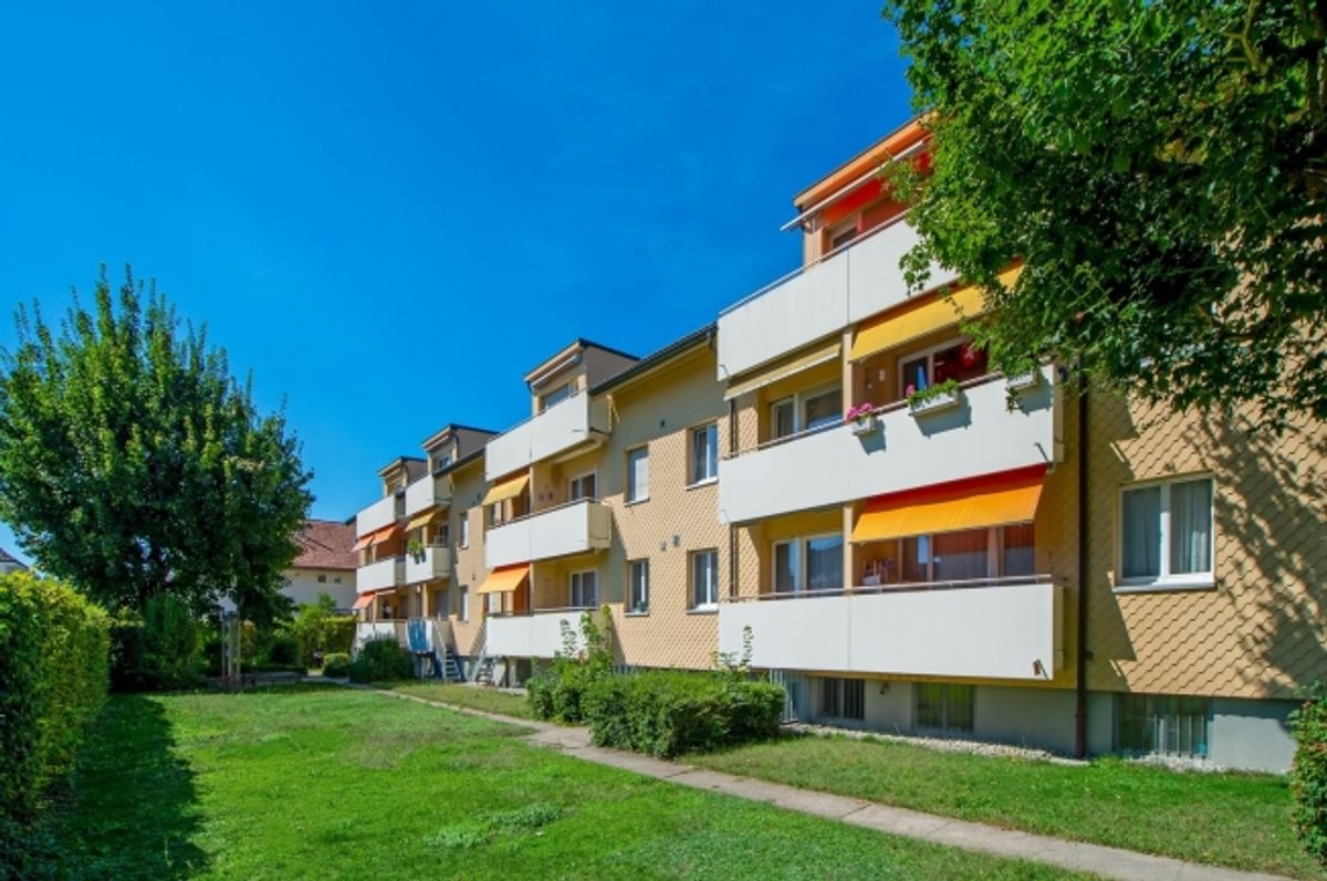 Zentrale 2.5-Zimmer-Wohnung in Lyss - 0