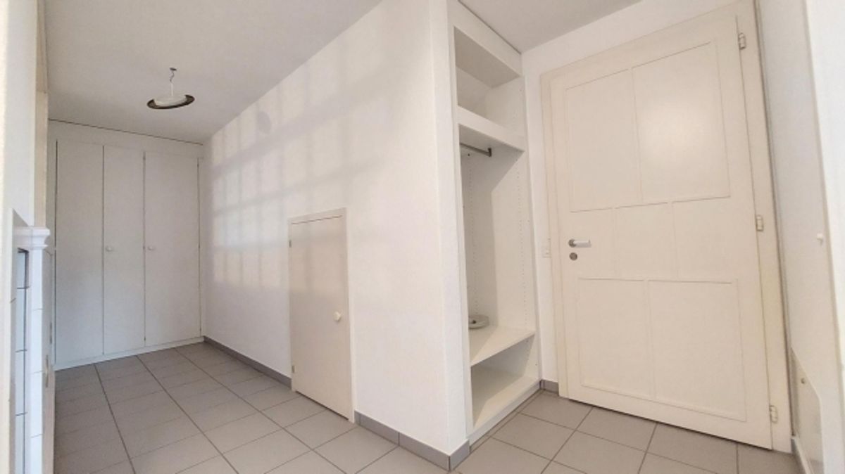 Herrschaftliche und grosszügige 2.5-ZW à 87 m² - 7