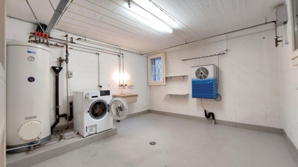 Herrschaftliche und grosszügige 2.5-ZW à 87 m² - 11