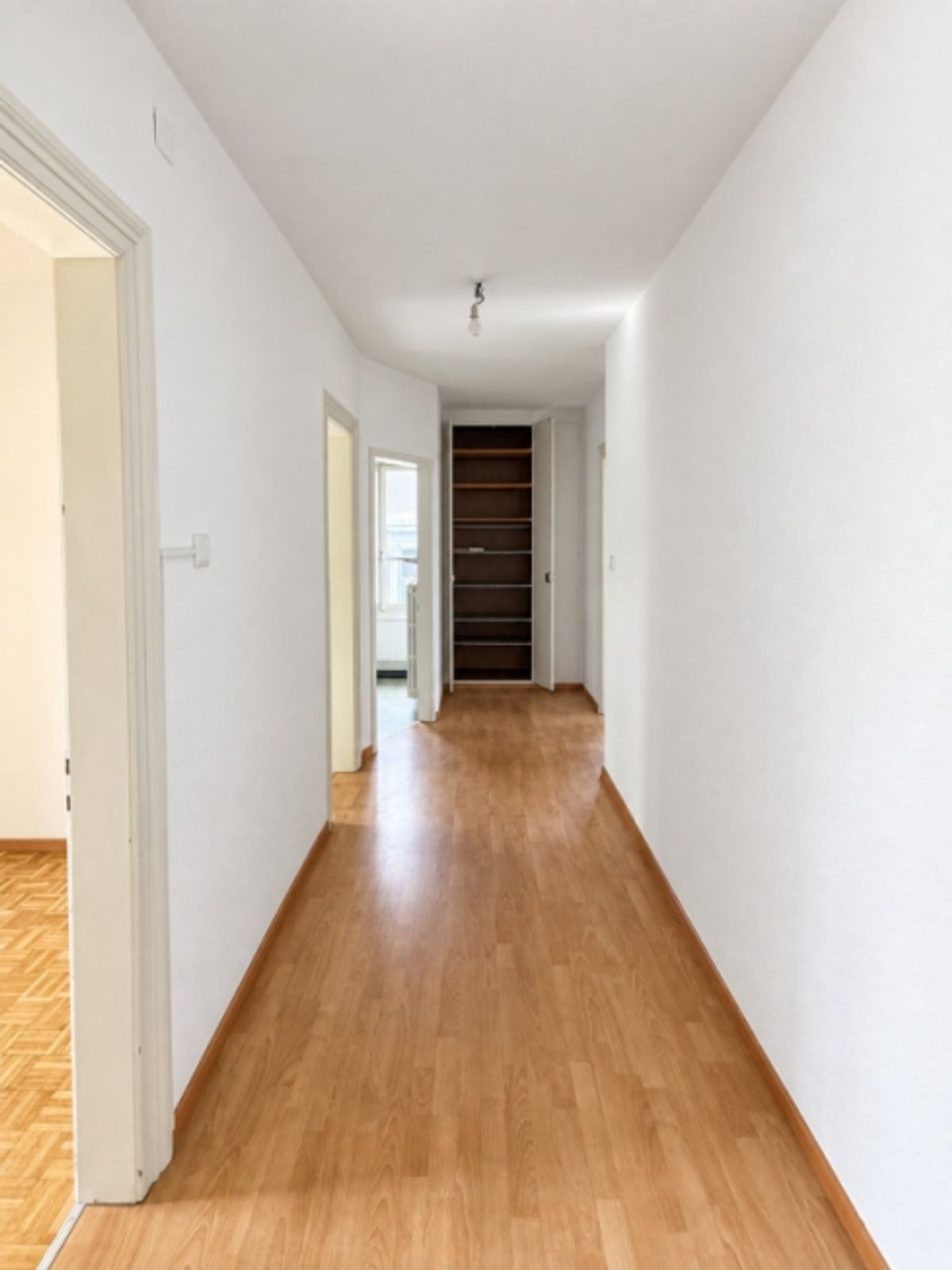Helle 4-Zimmer Dachwohnung im 3. OG in Zentrumsnähe von St. Gallen - 4