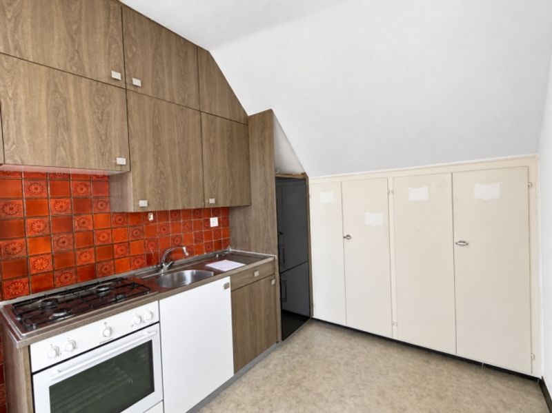 Helle 4-Zimmer Dachwohnung im 3. OG in Zentrumsnähe von St. Gallen - 6