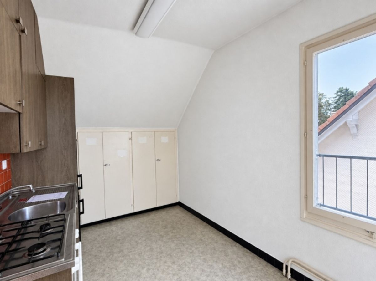Helle 4-Zimmer Dachwohnung im 3. OG in Zentrumsnähe von St. Gallen - 6