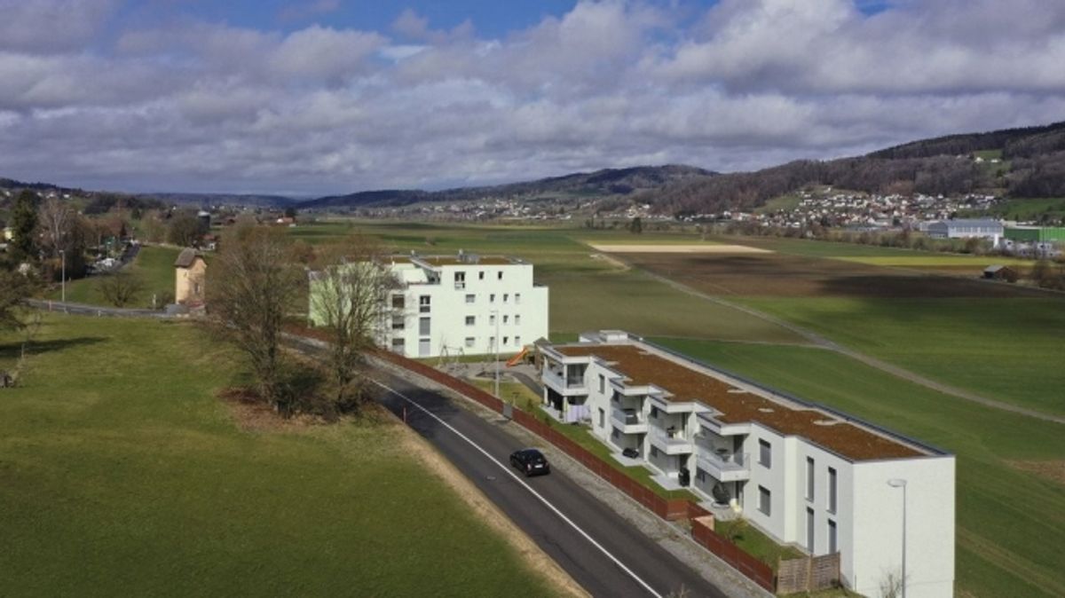 GROSSZÜGIGE UND MODERNE 2.5 ZIMMER-WOHNUNG IN REINACH AG - 0