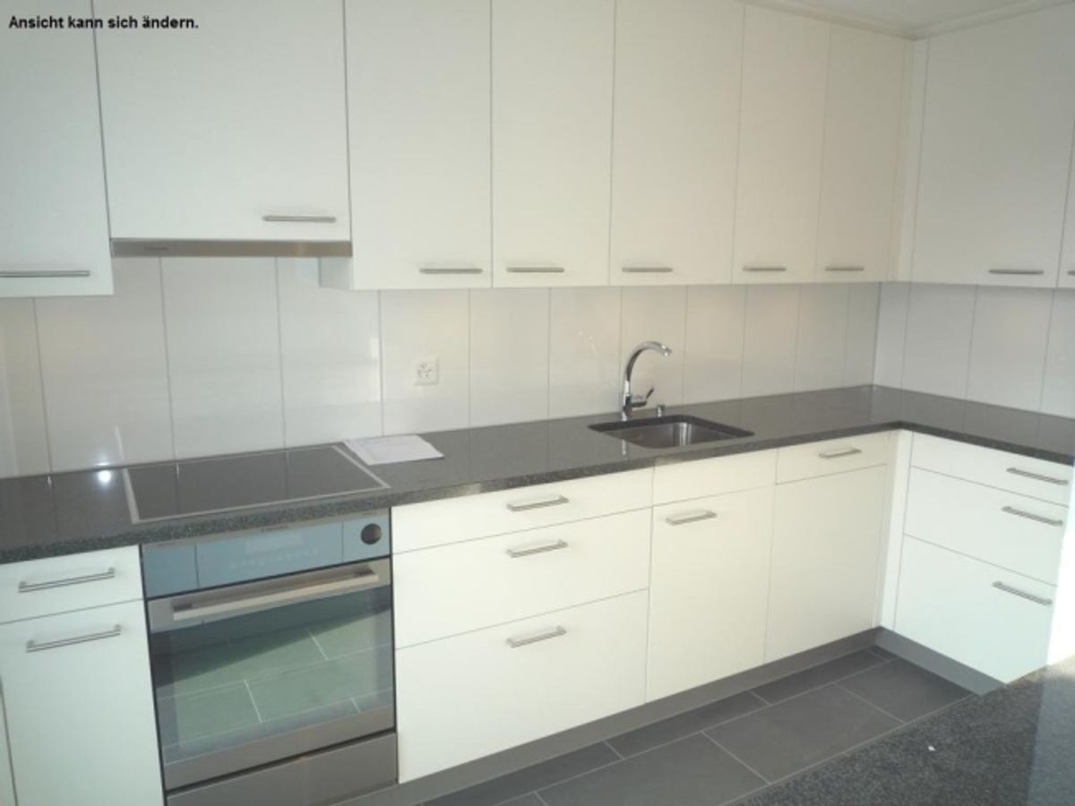 4.5-ZW à 94 m² im 2. OG mit ruhigem Balkon - 2