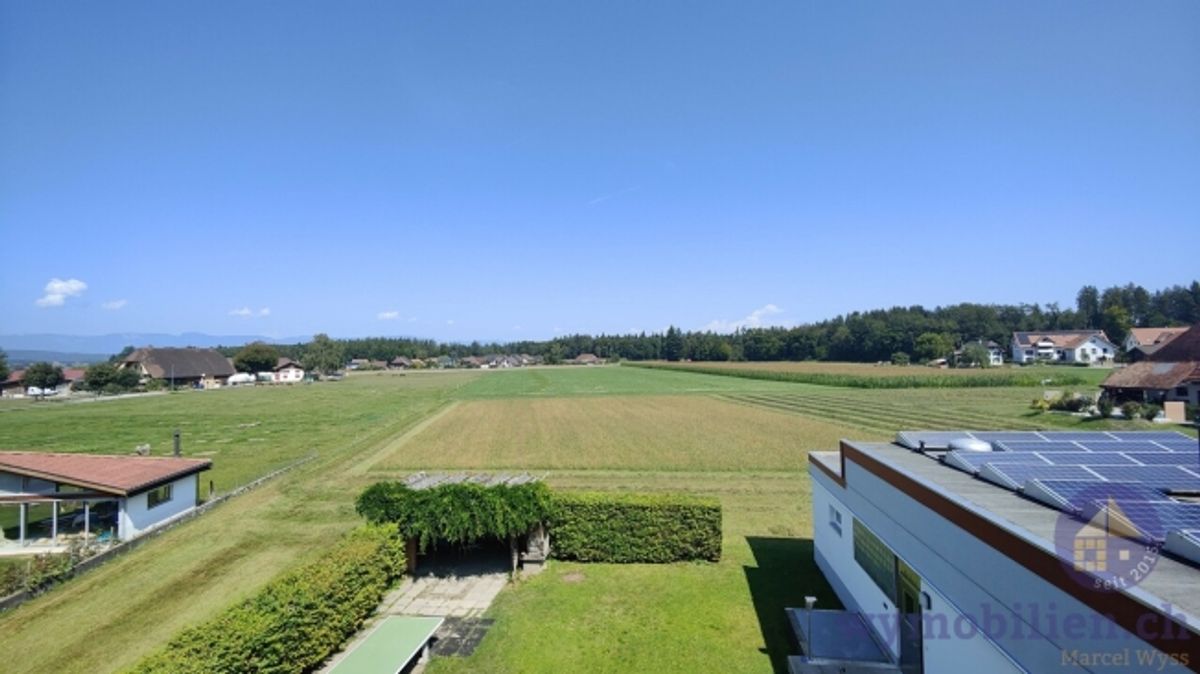 Praktische, helle 4.5-Zimmerwohnung Kernenried - 4