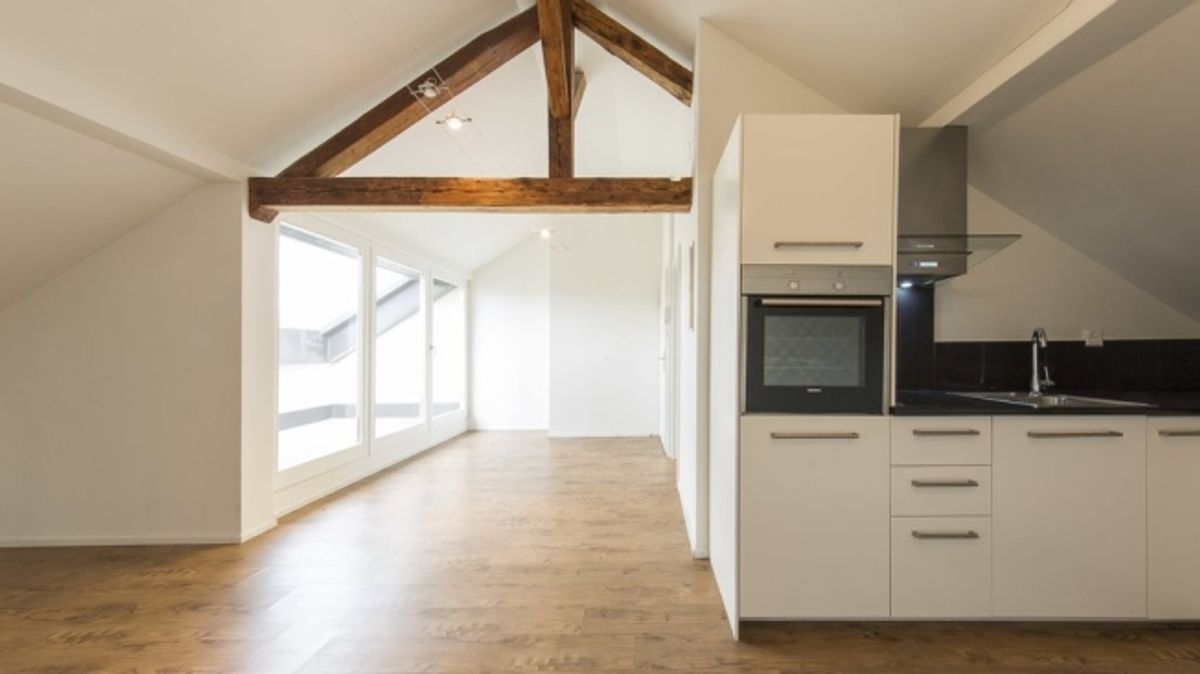 GEMÜTLICHE WOHNUNG AN GUTER LAGE - 1x NETTOMIETZINS GESCHENKT - 1