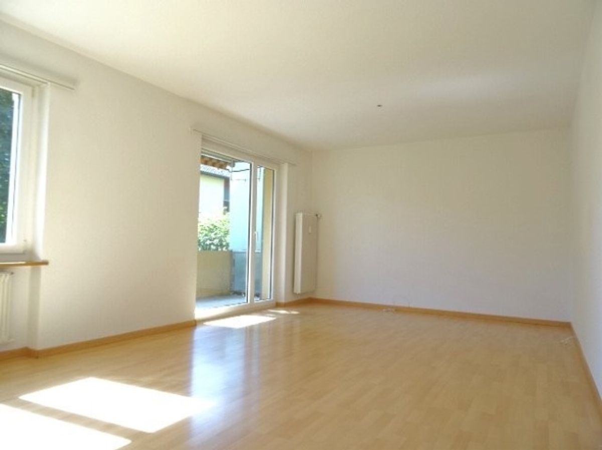 Ruhige und sonnige 3-ZW à 83 m² im EG - 4