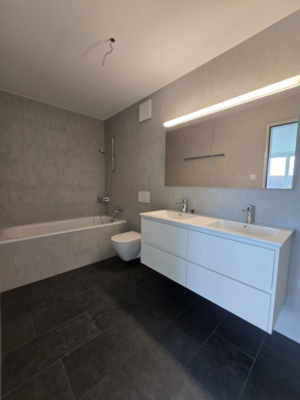 Modern wohnen an bester Lage in Zollikofen  Sonne, Komfort und Lebensqualität vereint - 1