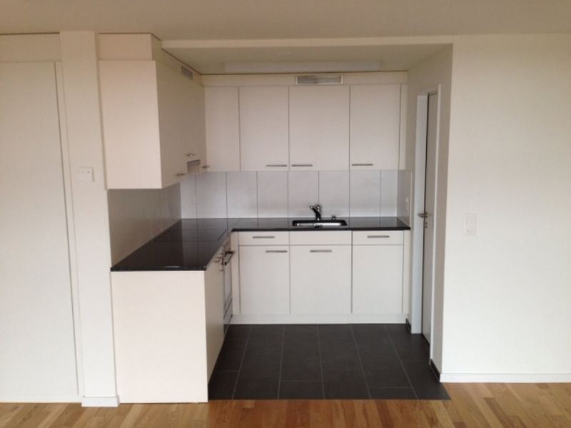 Moderne und zentrale 1- Zimmerwohnung - 2