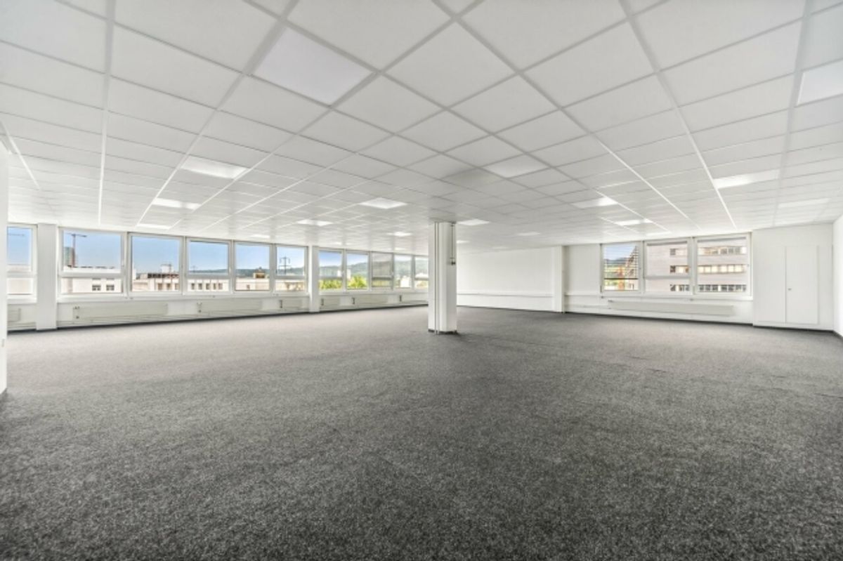 Moderne Bürofläche - komplett ausgebaut & bezugsbereit - 2