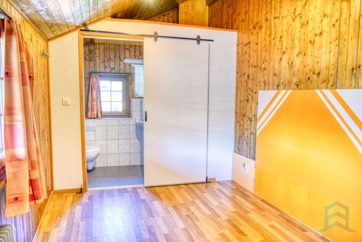EXKLUSIV Charaktervolles Dorfhaus mit großem Potenzial - 8