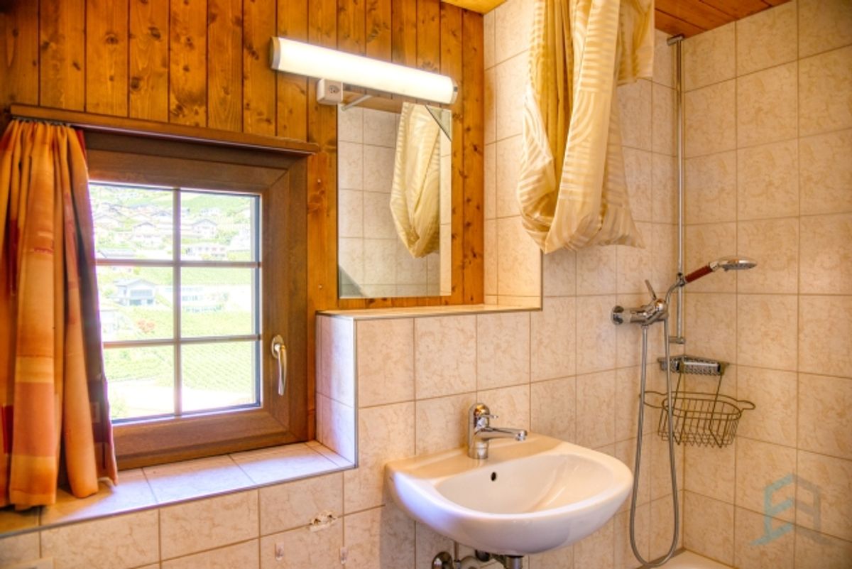 EXKLUSIV Charaktervolles Dorfhaus mit großem Potenzial - 9