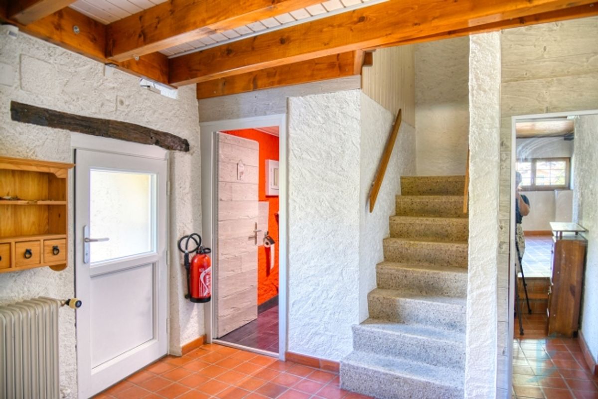 EXKLUSIV Charaktervolles Dorfhaus mit großem Potenzial - 5