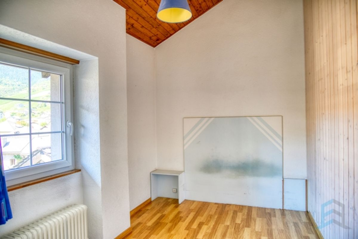 EXKLUSIV Charaktervolles Dorfhaus mit großem Potenzial - 6