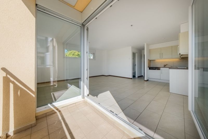 Helle 2,5-Zimmer-Wohnung mit Balkon und Innenparkplatz - 9