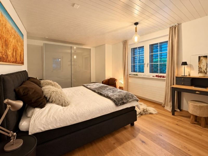 Hochwertige möblierte 2.5-Zimmer-Gartenwohnung an der Beckenhofstrasse in Zürich - 10